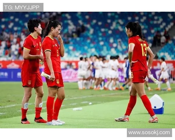 王珊珊女足球星风采展示精彩瞬间全景图集